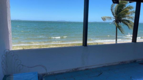 CASA 5Q FRENTE PRAIA LAGOA ARARUAMA
